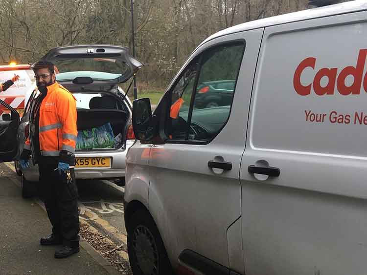 Engineers aid couple in distress-img