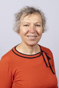 Janet Wood, Editor at New Power Report, headshot